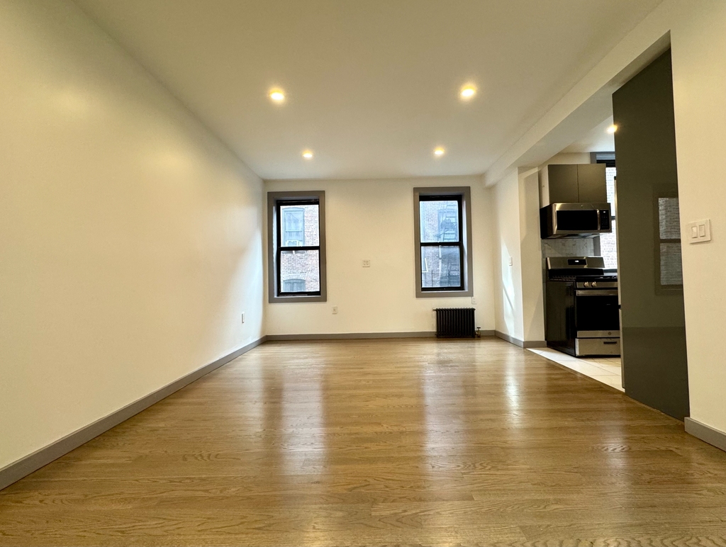66 Ft Washington Avenue - Photo 2