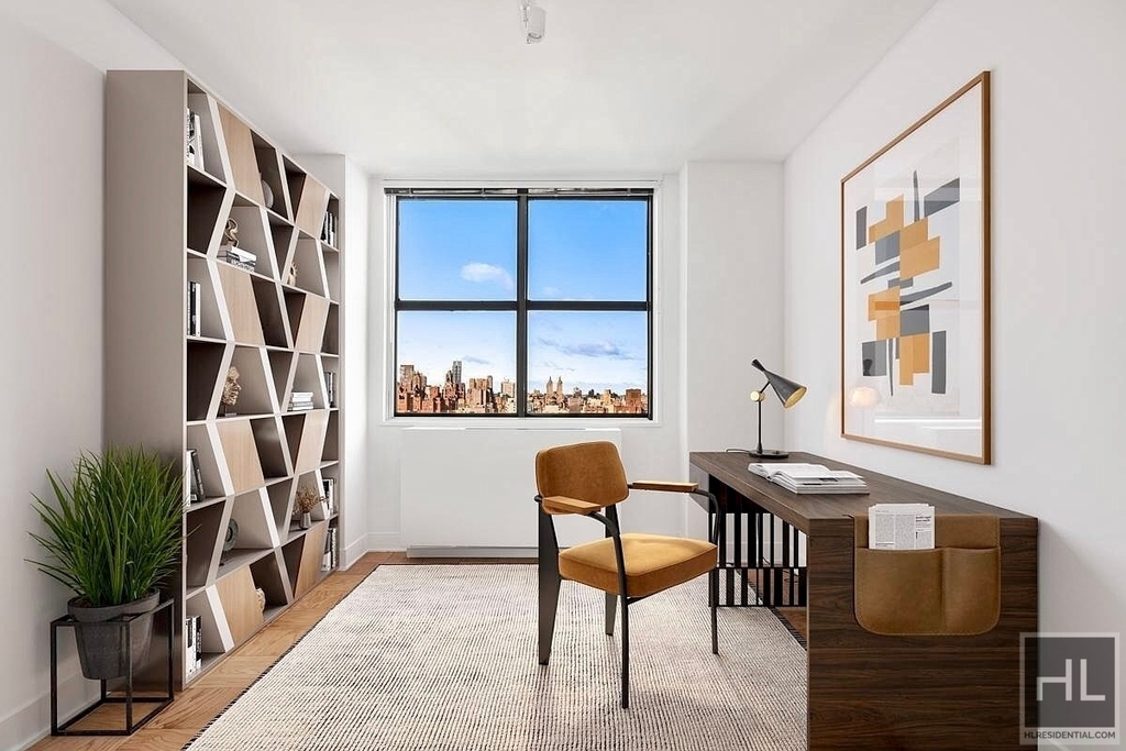 East 75th Street - Photo 2