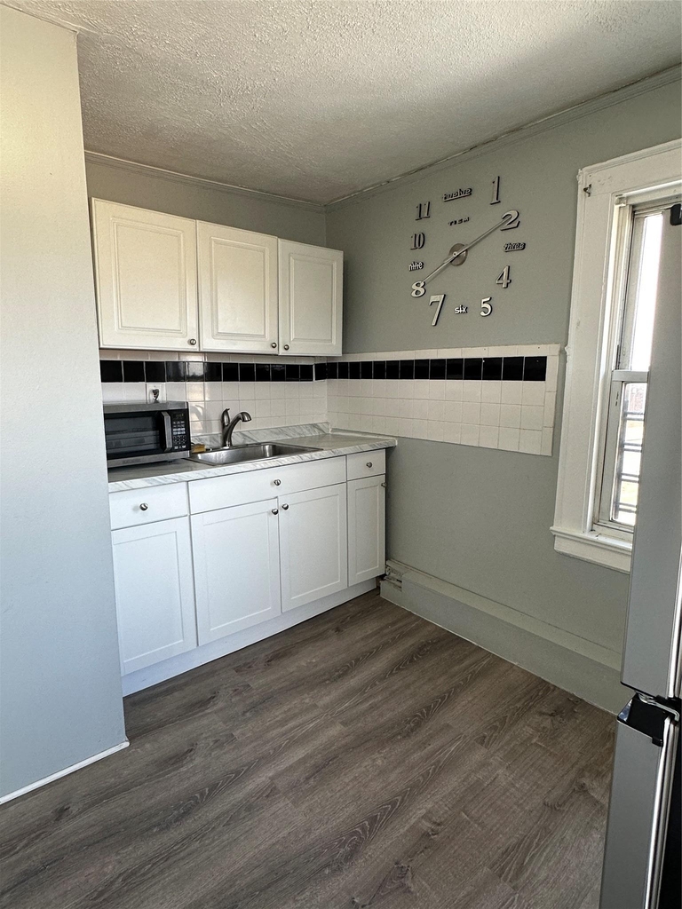 210 Pearl Street - Photo 3