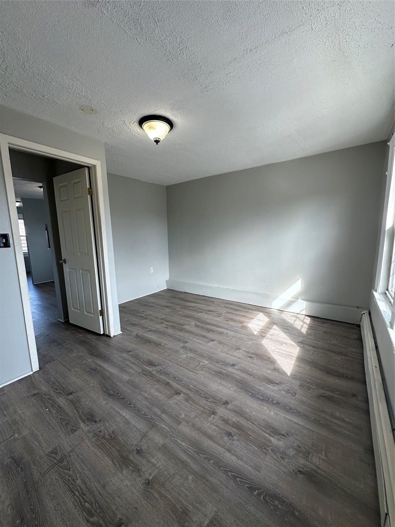 210 Pearl Street - Photo 6