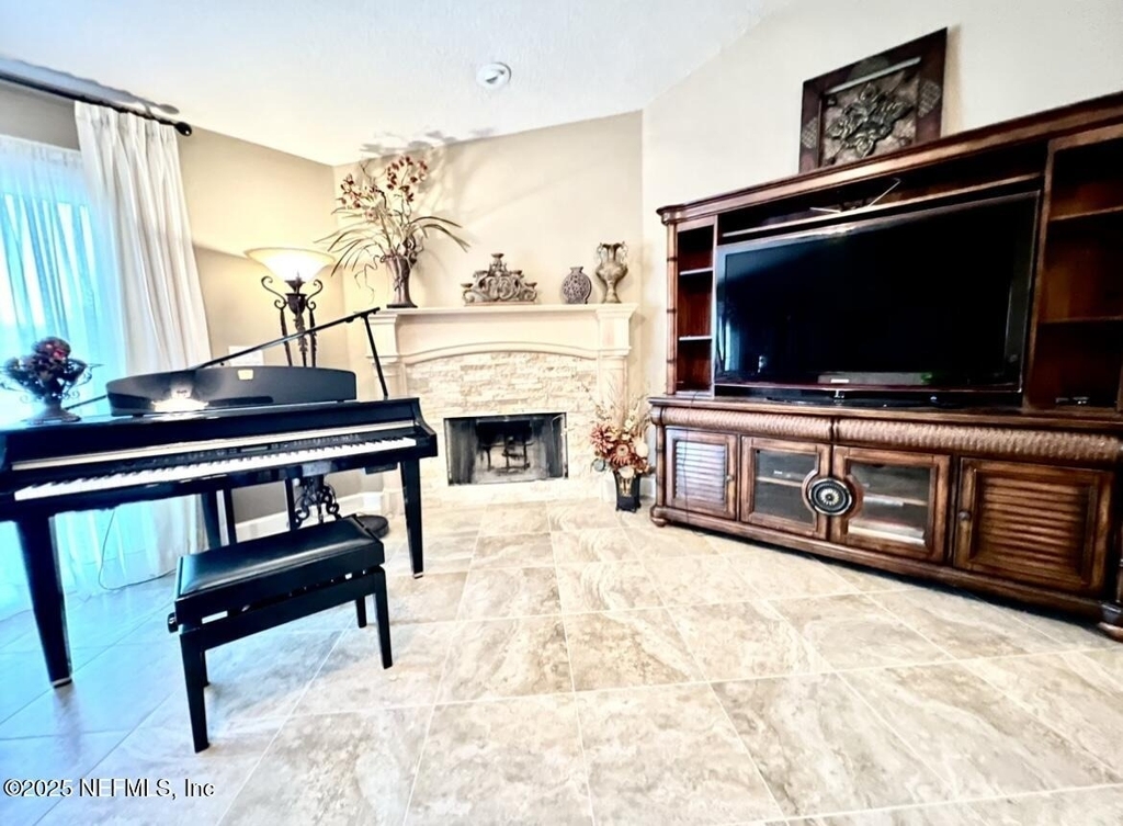 1024 Ardmore Street - Photo 7