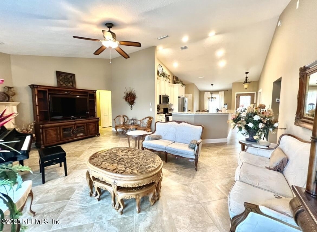 1024 Ardmore Street - Photo 4