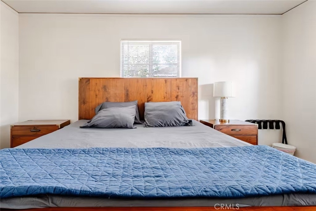 1574 N Orange Grove Avenue - Photo 15