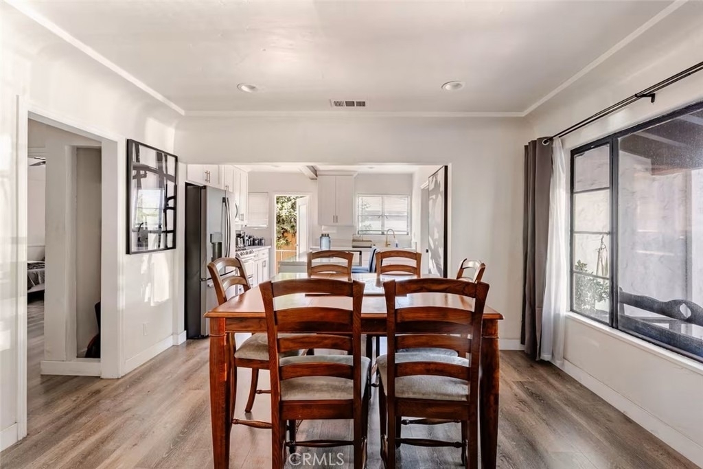 1574 N Orange Grove Avenue - Photo 13
