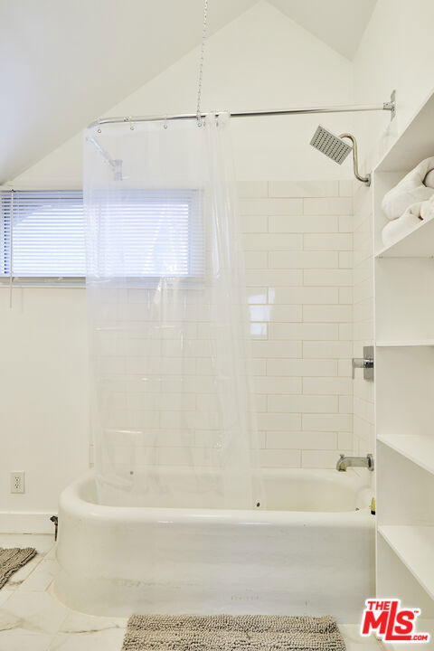 6026 1/2 Barton Avenue - Photo 15
