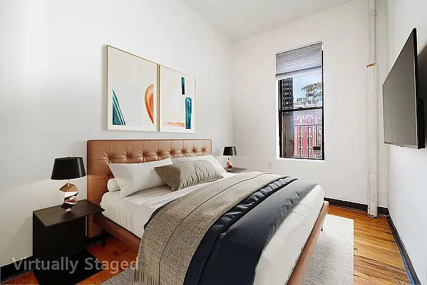 328 East 14th Street - Photo 2