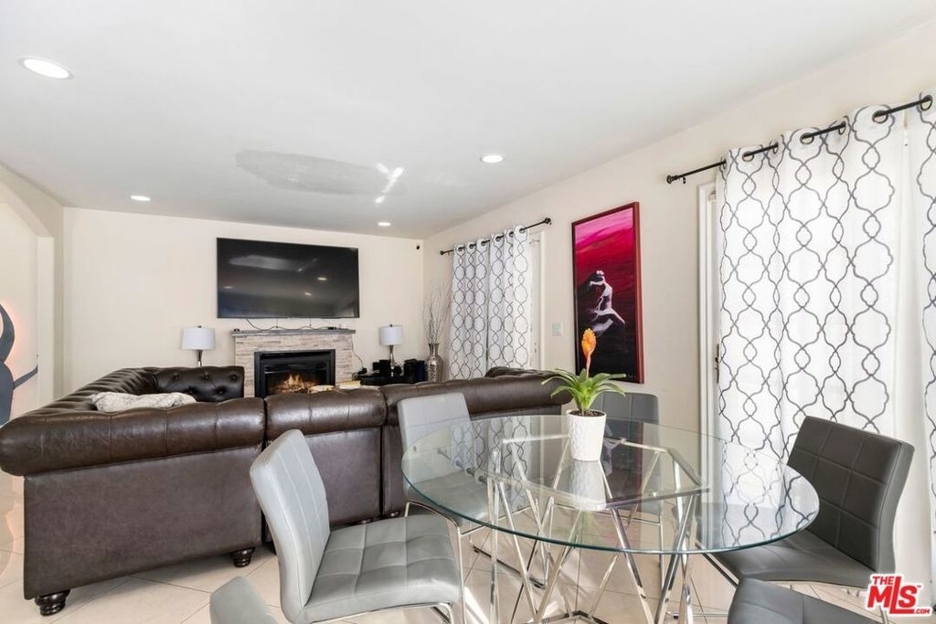 1706 Amherst Avenue - Photo 13