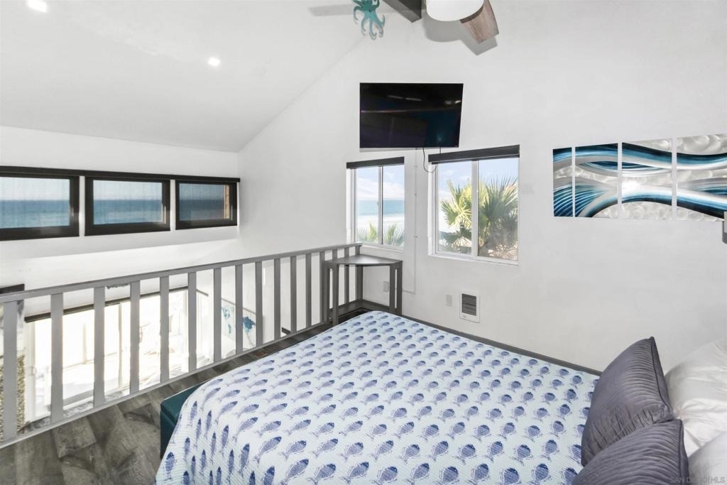 706 Ocean Ln - Photo 15