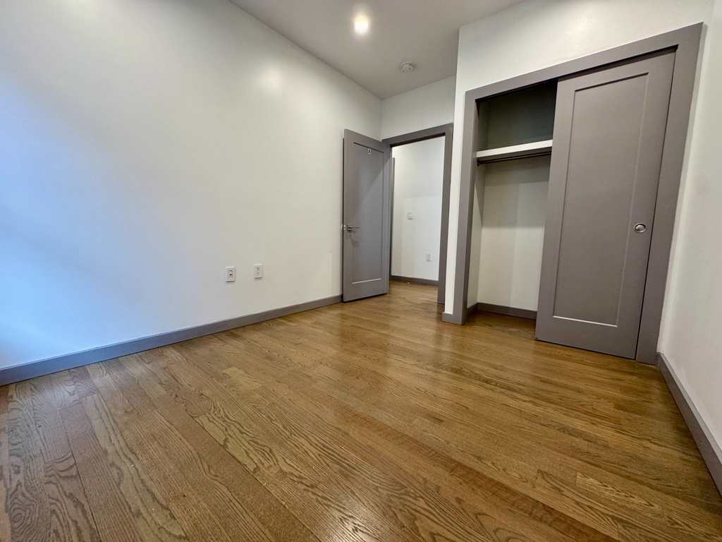 66 Ft Washington Avenue - Photo 1