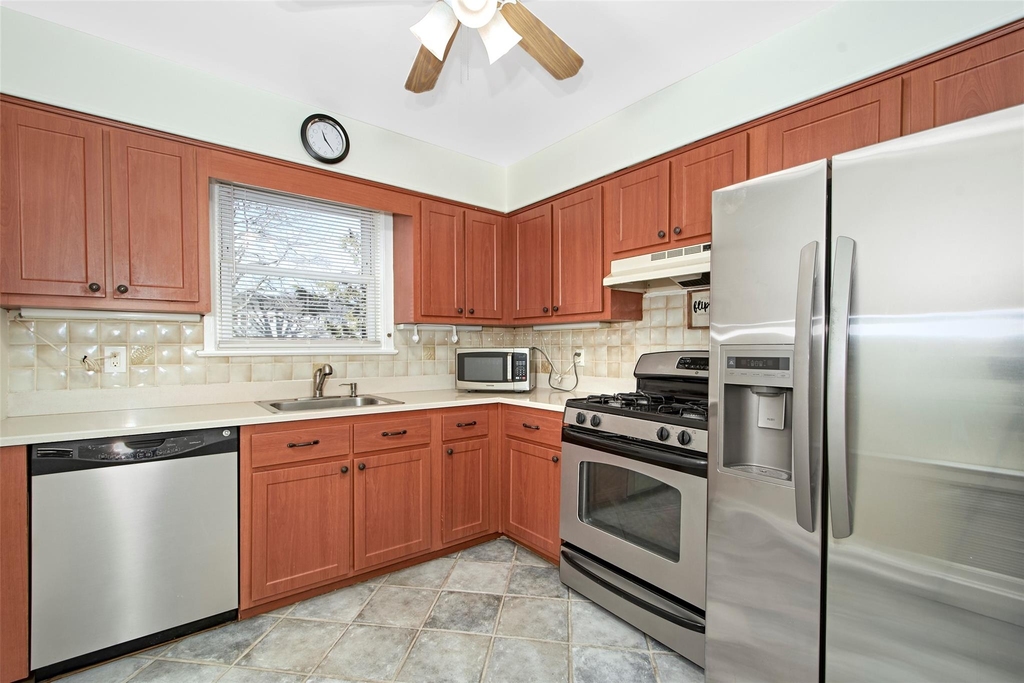 907 Palmer Avenue - Photo 6