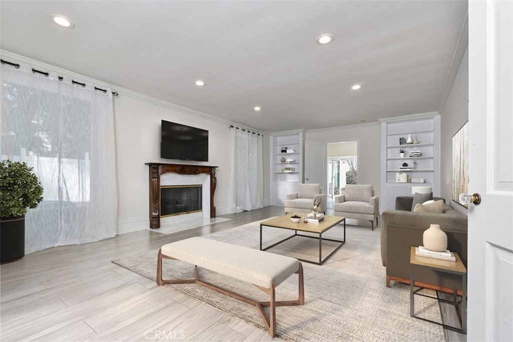 4196 Colfax Avenue - Photo 14