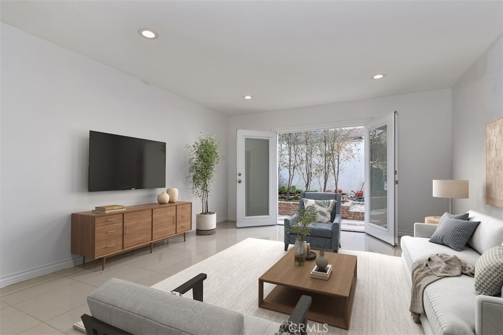 4196 Colfax Avenue - Photo 40
