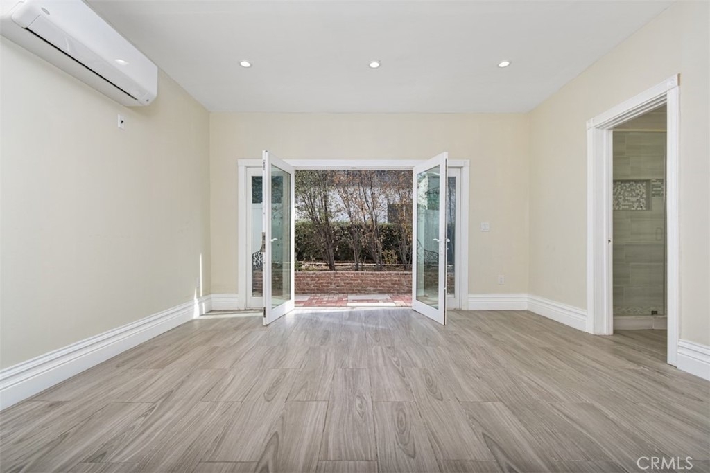 4196 Colfax Avenue - Photo 22