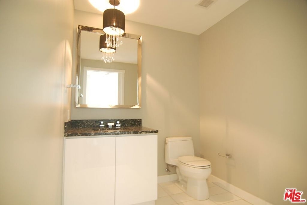 900 W Olympic Boulevard - Photo 24