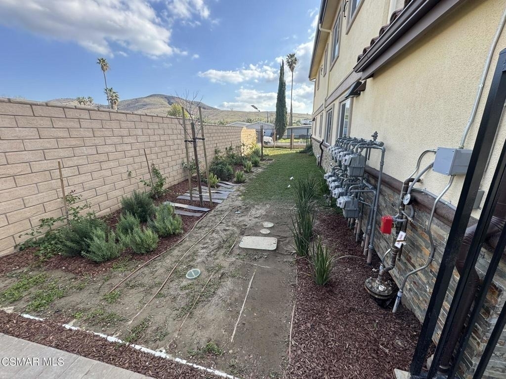 1850 Buyers Street - Photo 2