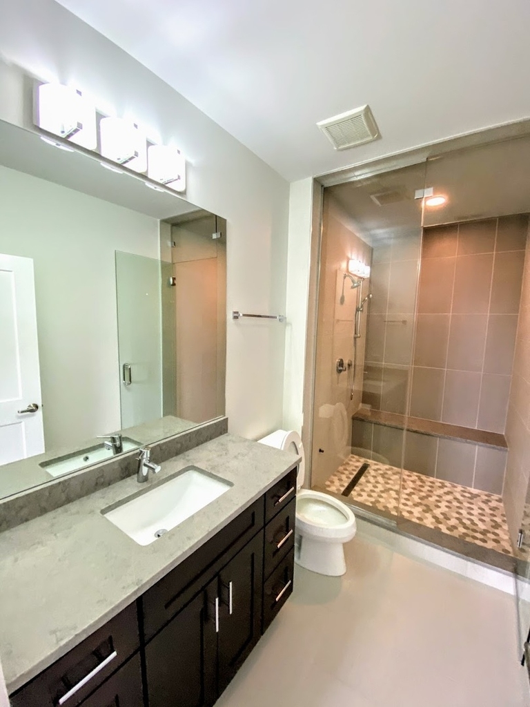 3203 N Ridgeway Avenue - Photo 7