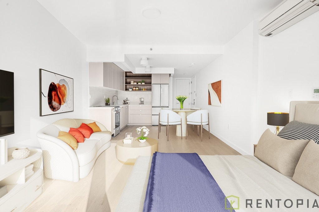 210 Greenpoint Avenue - Photo 1