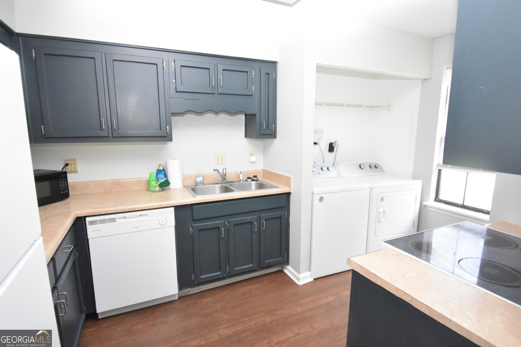 304 Admirals Walk Drive - Photo 2