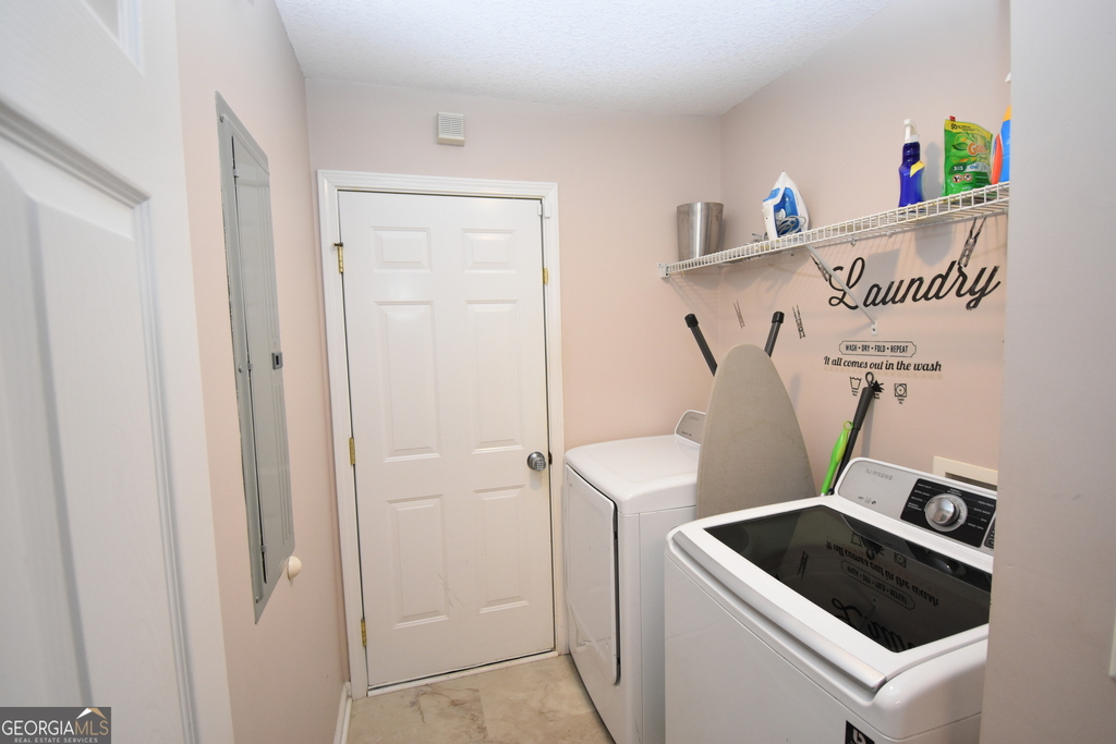 218 Lake Forest Drive - Photo 16