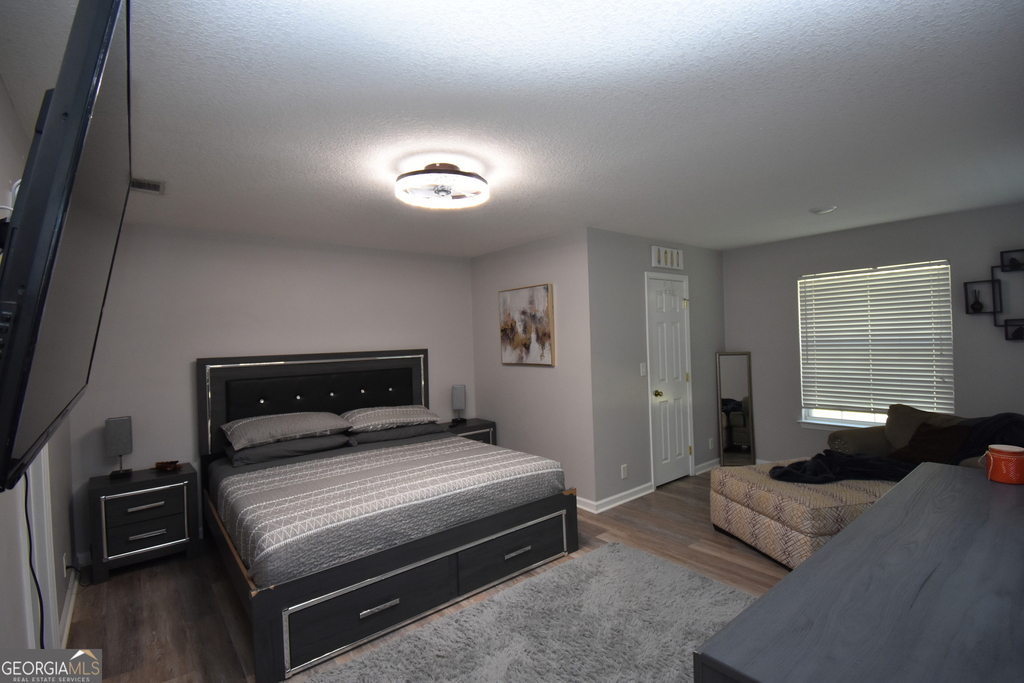 218 Lake Forest Drive - Photo 6