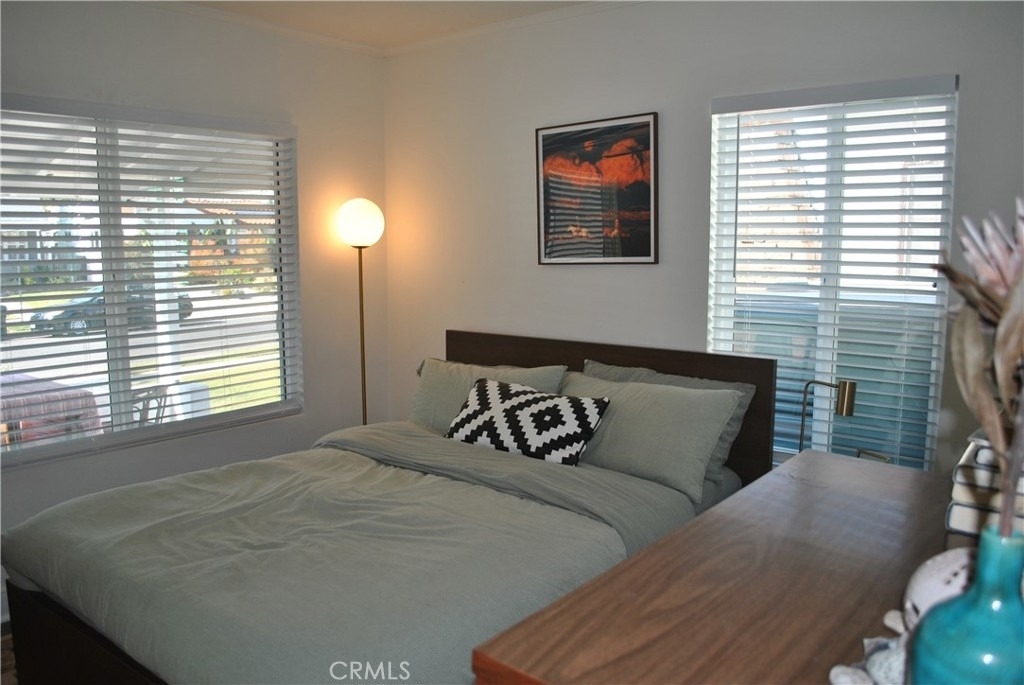 3200 Dorchester Avenue - Photo 9