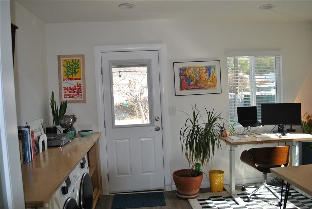 3200 Dorchester Avenue - Photo 13