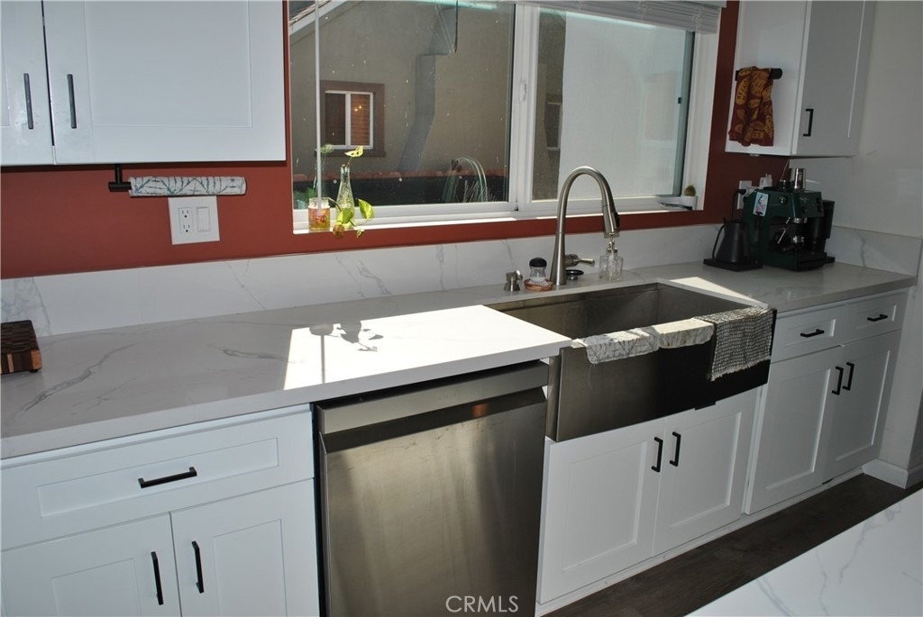 3200 Dorchester Avenue - Photo 7
