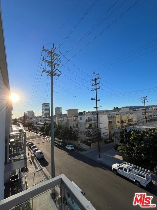 1301 S Westgate Avenue - Photo 9