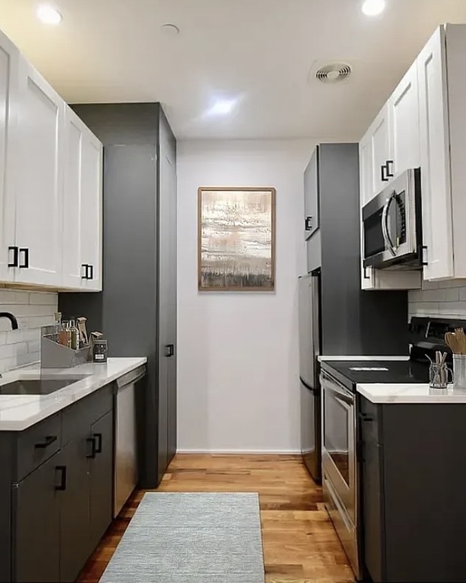 309 Weirfield street - Photo 1