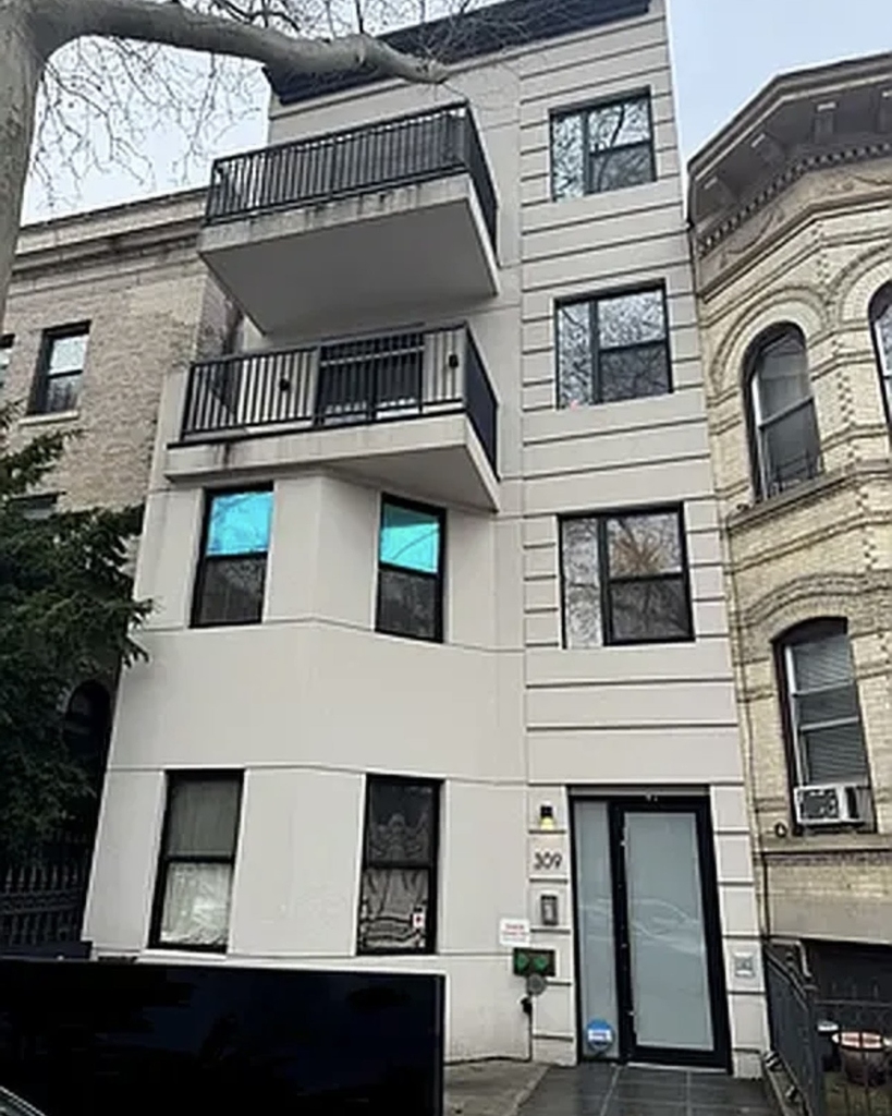 309 Weirfield street - Photo 7