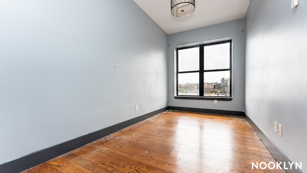269 Meserole Street - Photo 1