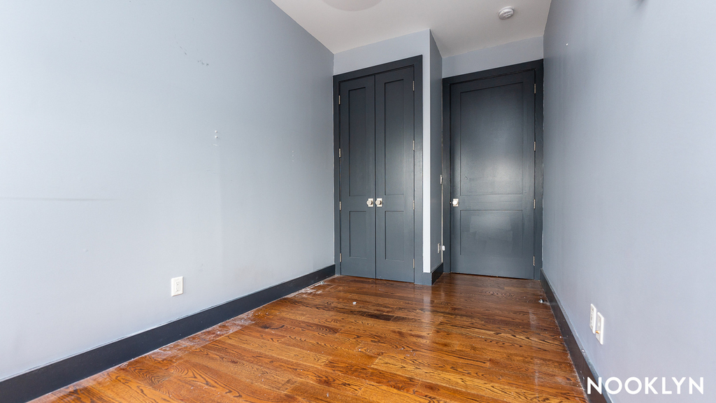 269 Meserole Street - Photo 5