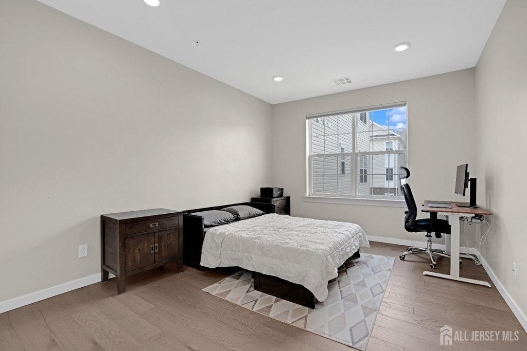 131 Lorhan Drive - Photo 19