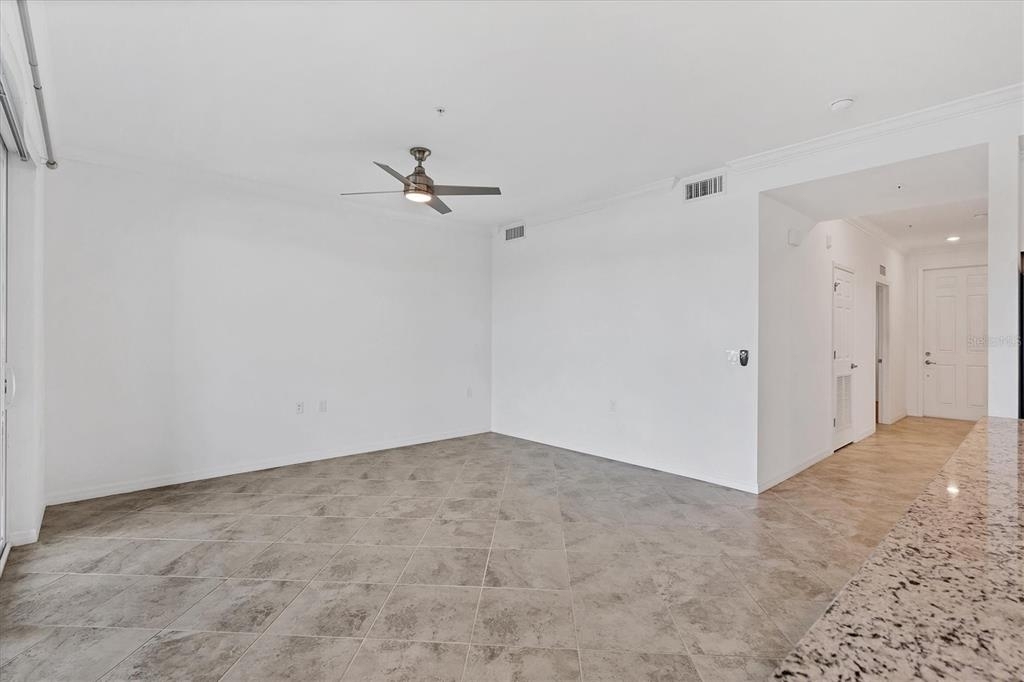 14081 Heritage Landing Boulevard - Photo 9