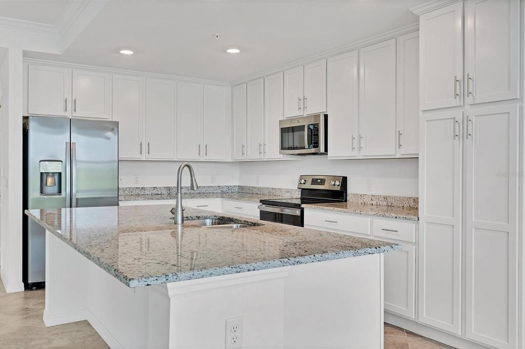14081 Heritage Landing Boulevard - Photo 2