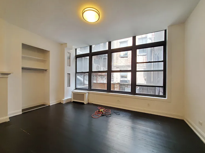 West 9th Street - Photo 4