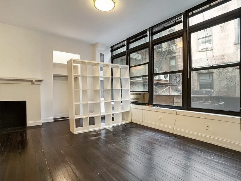 West 9th Street - Photo 5