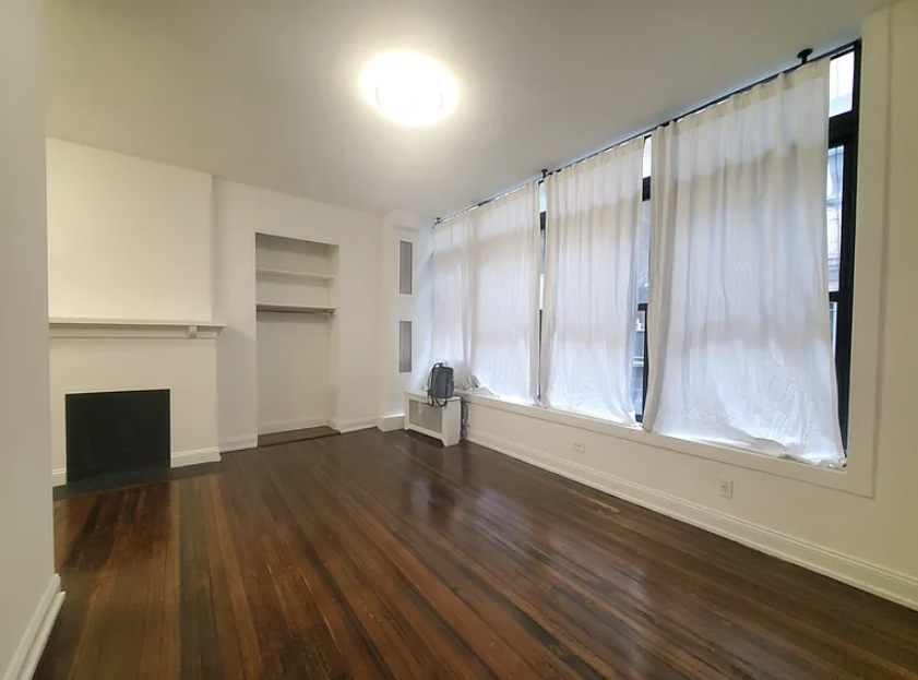 West 9th Street - Photo 7