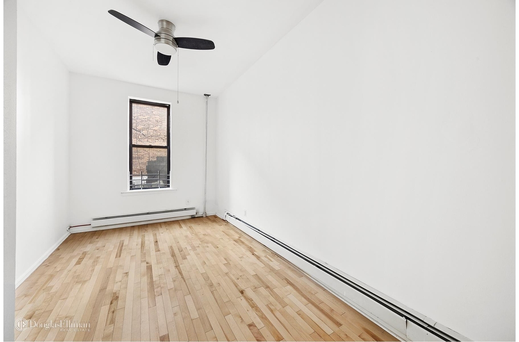 333 Lenox Ave - Photo 2