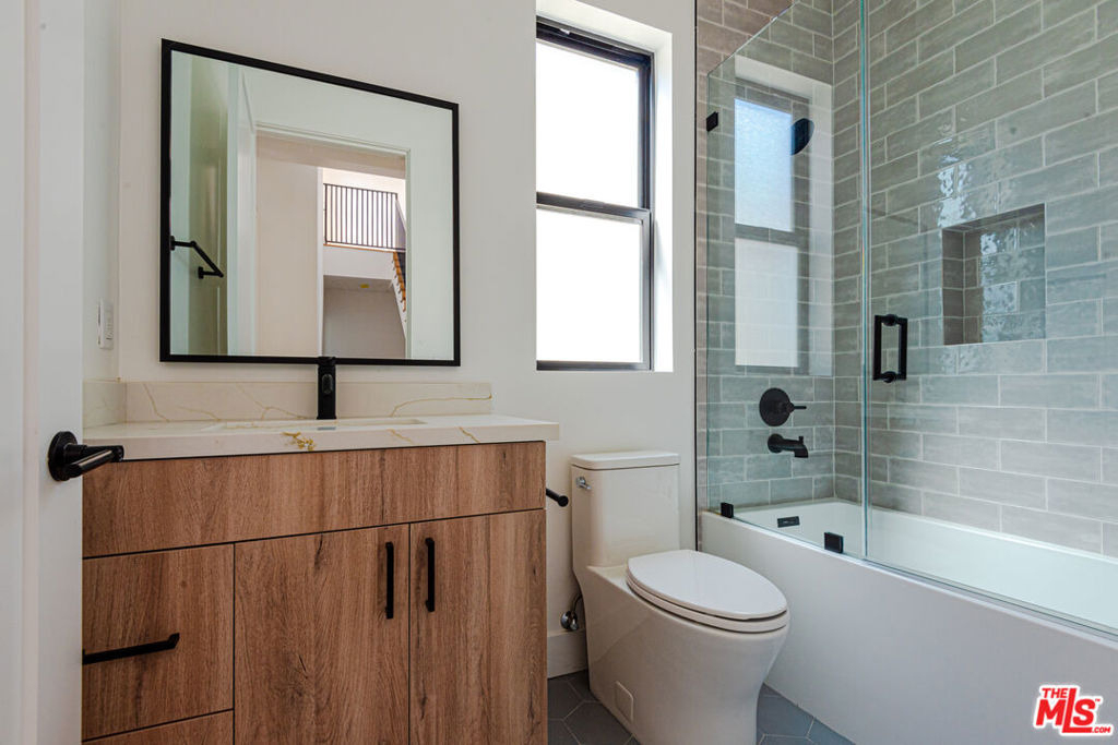 10845 N Morrison Street - Photo 9