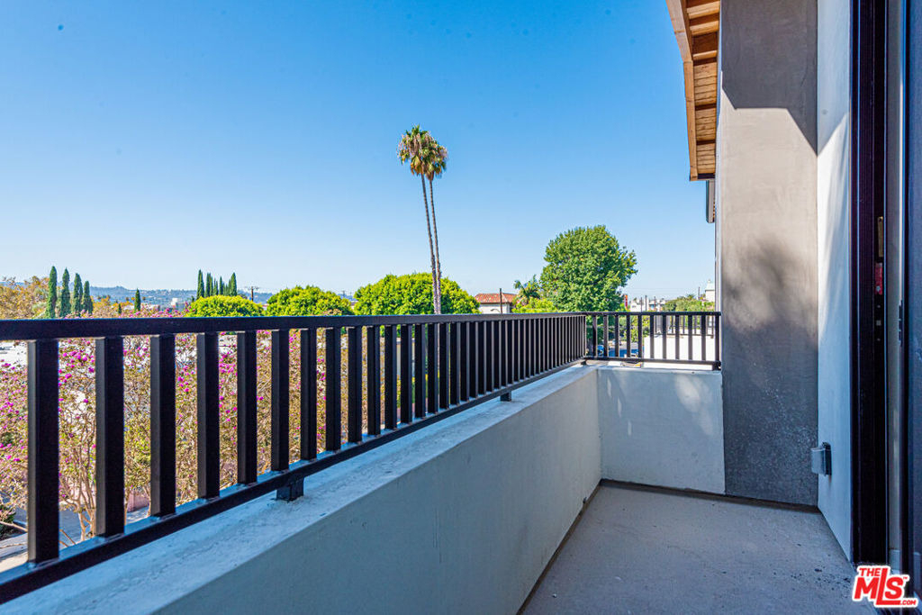 10845 N Morrison Street - Photo 19