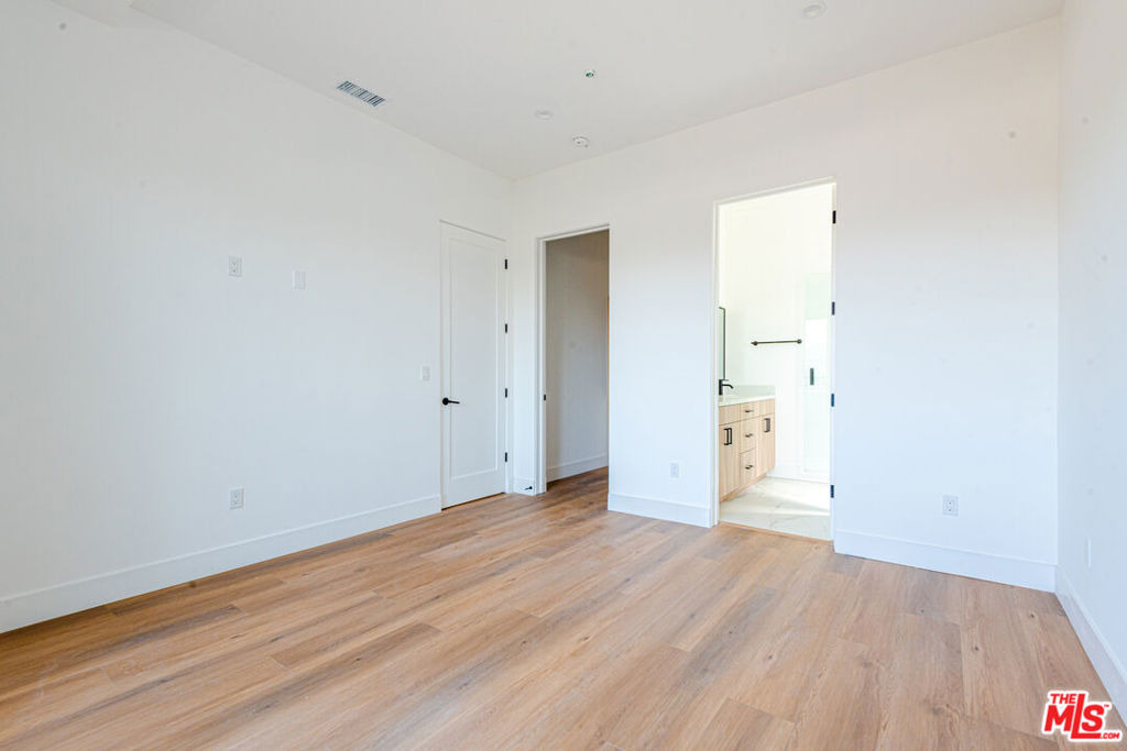 10845 N Morrison Street - Photo 17