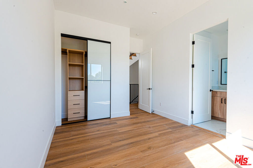 10845 N Morrison Street - Photo 7