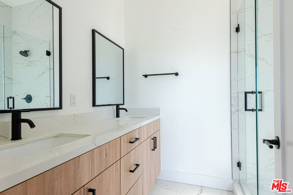 10845 N Morrison Street - Photo 18