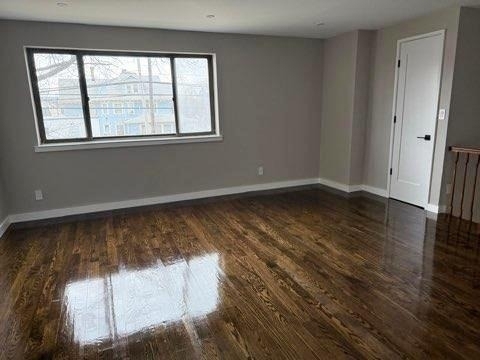 661 Chestnut Street - Photo 4