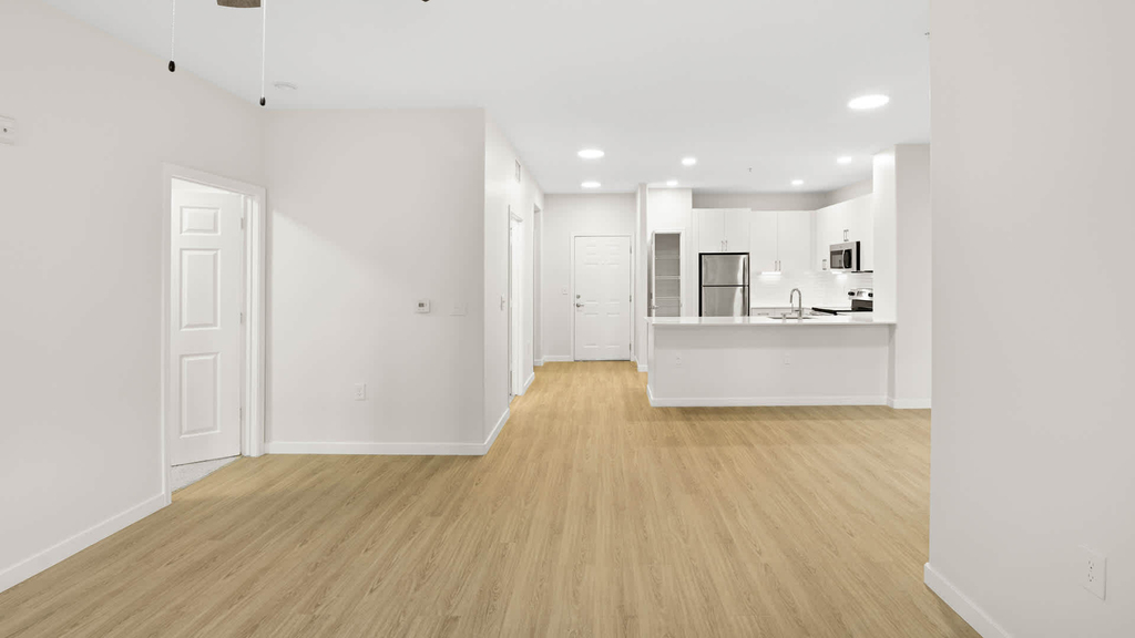 39410 Civic Center Dr. - Photo 15