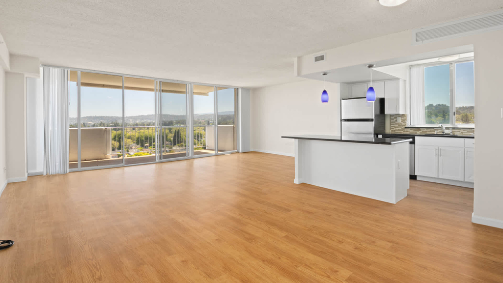 55 West 5th Avenue - Photo 4