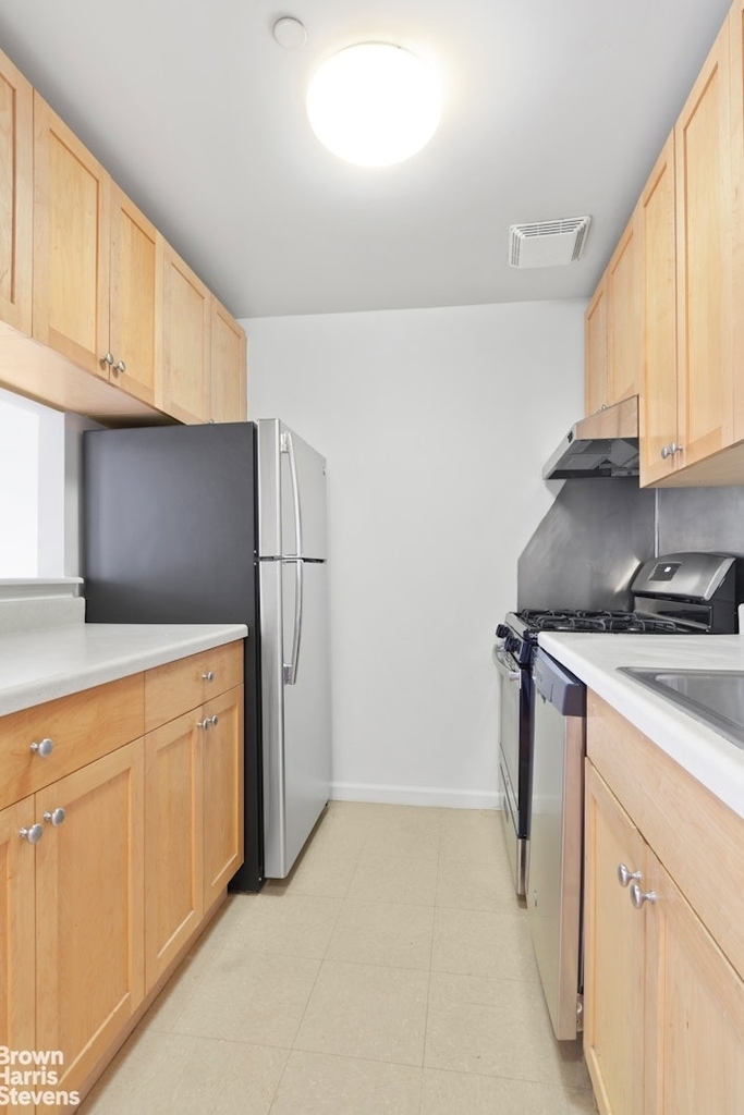 279 W 117th Street - Photo 1