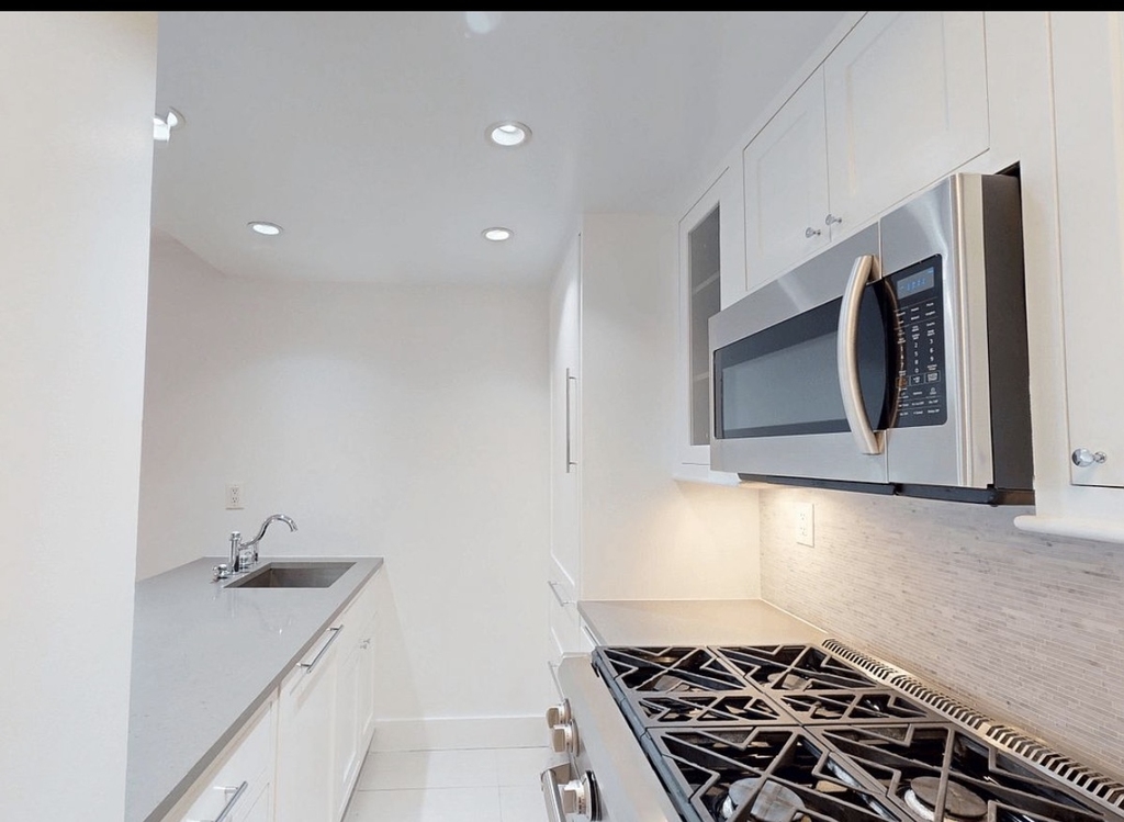 50 West 96th Street - Photo 2