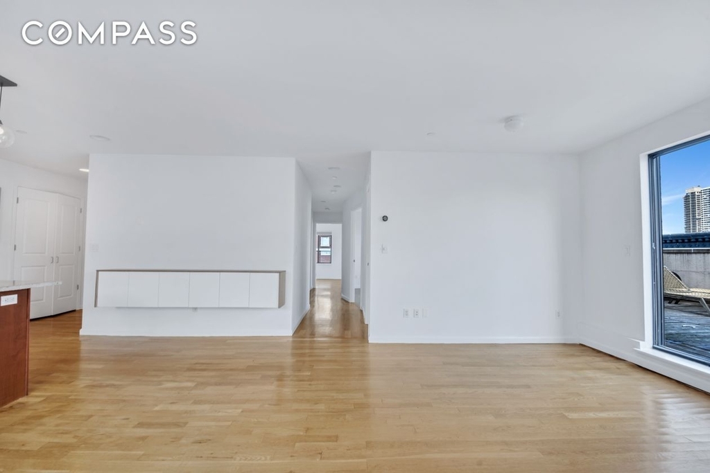 416 E 117th Street - Photo 7